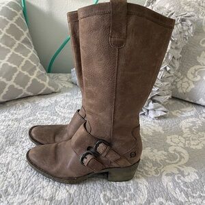 EUC Born genuine distressed taupe leather boots, size 7